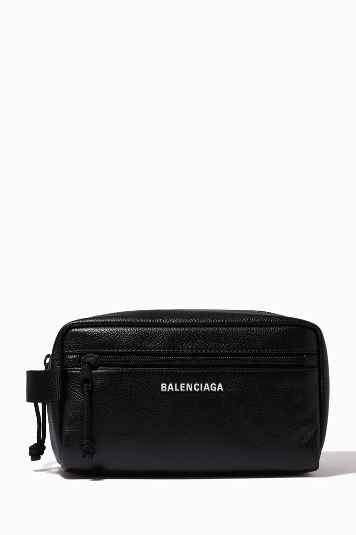 

Explorer Wash Bag in Grained Calf Leather, Black