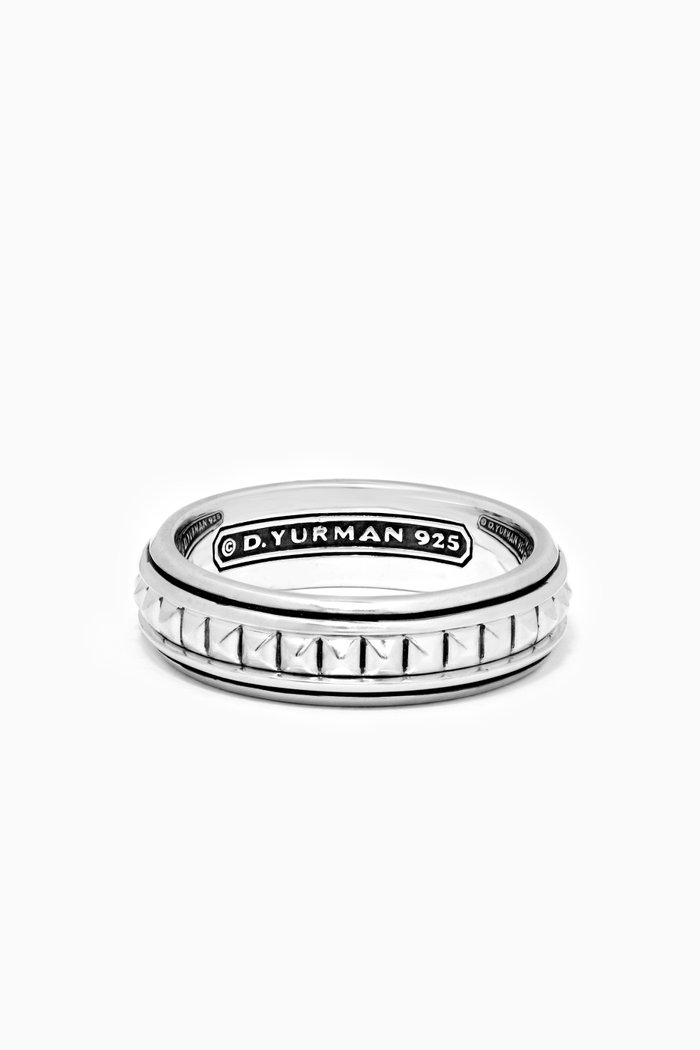 

Pyramid Band Ring in Sterling Silver