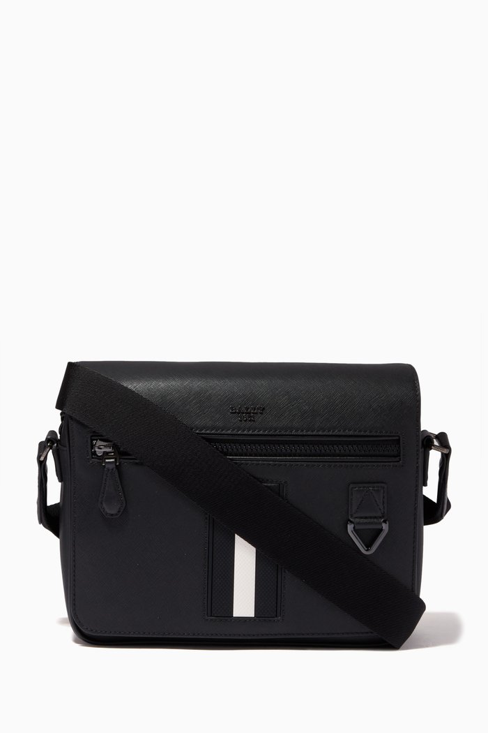 

Mylo Messenger Bag in Recycled Leather, Black