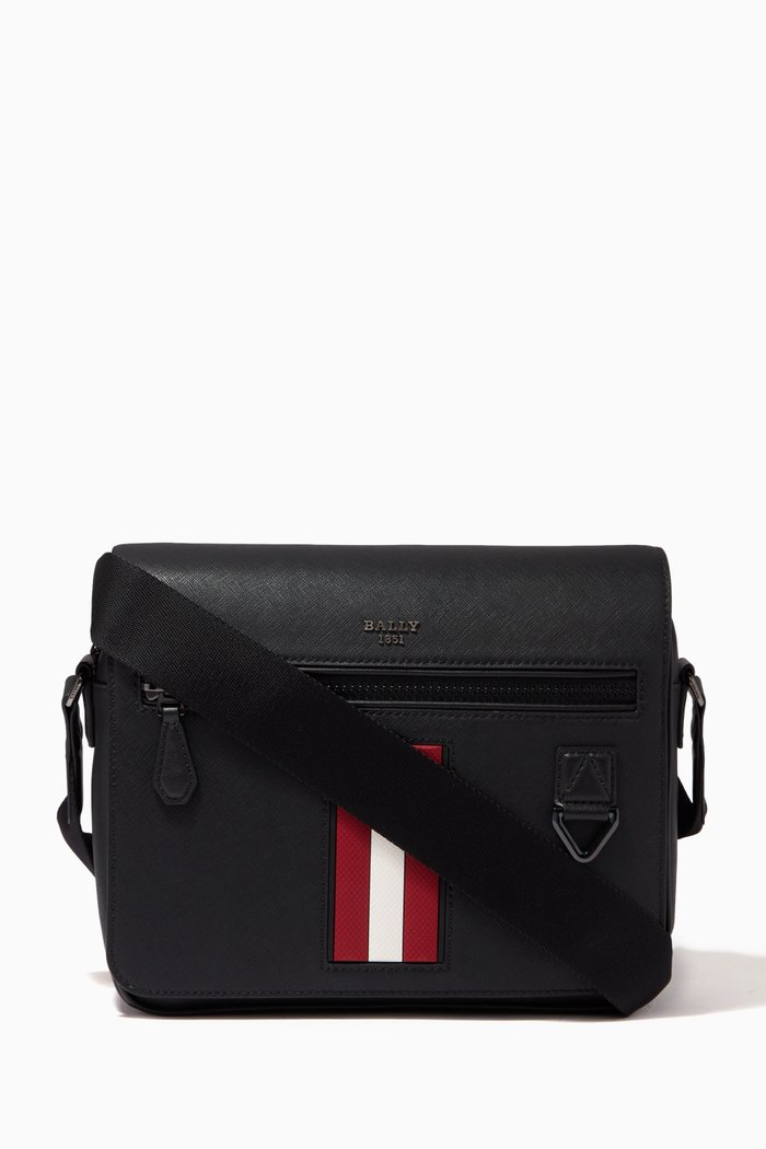 

Mylo Messenger Bag in Recycled Leather, Black