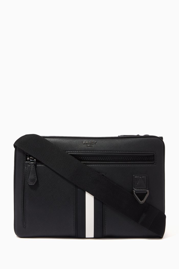 

Milvar Crossbody in Recycled Leather, Black