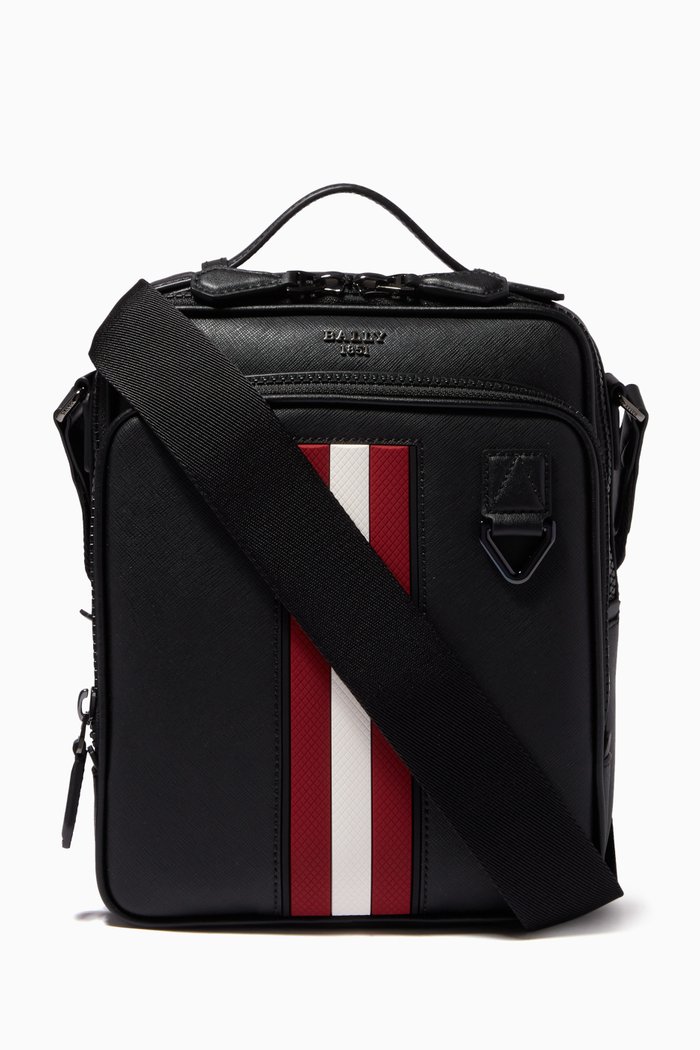 

Mackao Crossbody in Recycled Leather, Black