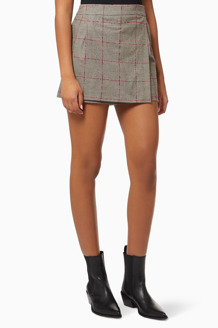 

Novanta Skorts in Flannel, Black