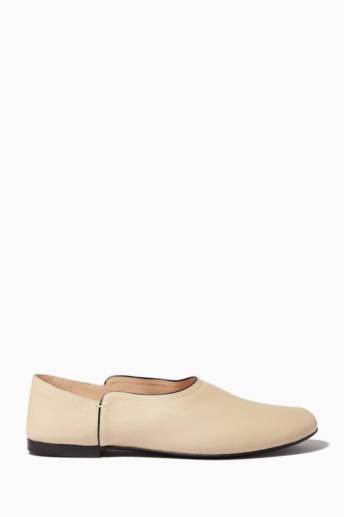 

Boheme Slippers in Grained Deerskin Leather, Neutral