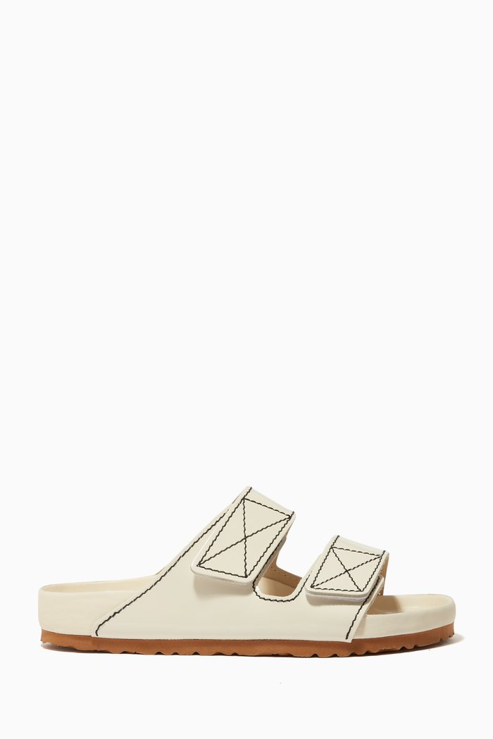 

Arizona Slides in Patent Leather, Neutral