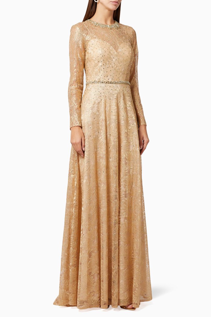 

Floral Gown in Lace, Pink