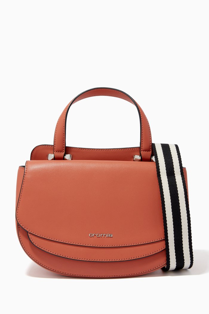 

Small Crossbody Bag in Calfskin, Brown
