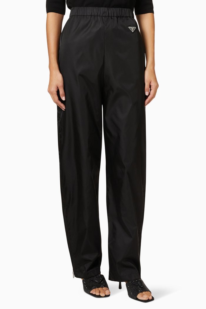 

Triangle Logo Wide Pants in Re-Nylon Gabardine, Black