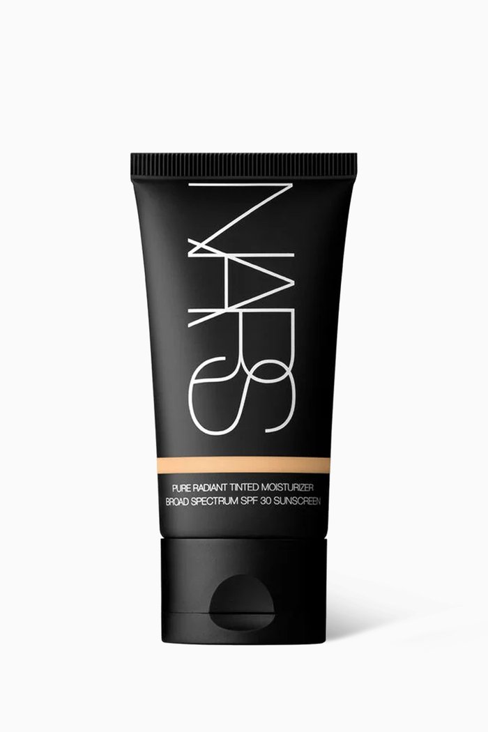 

Alaska Pure Radiant Tinted Moisturizer SPF30, 50ml, Undefined