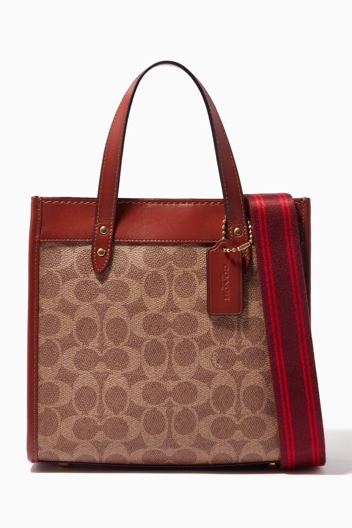 

Field Tote 22 in Signature Canvas, Brown