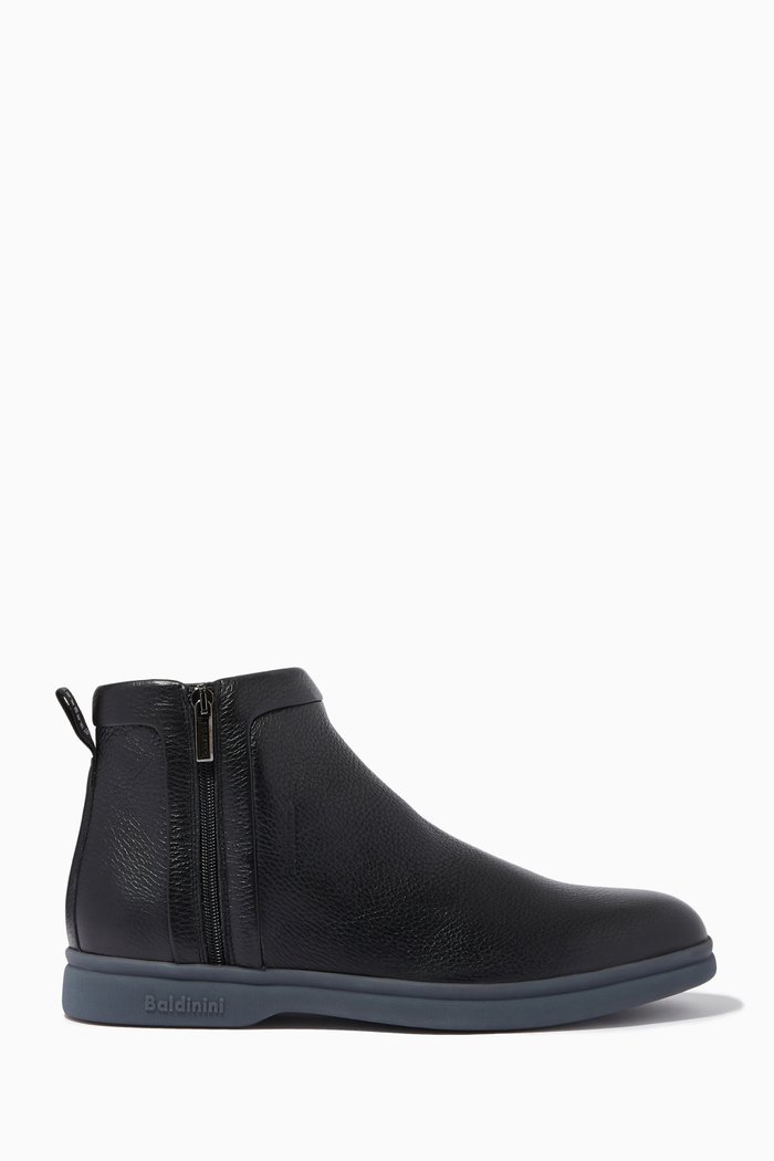 

Ankle Boots in Calfskin, Black