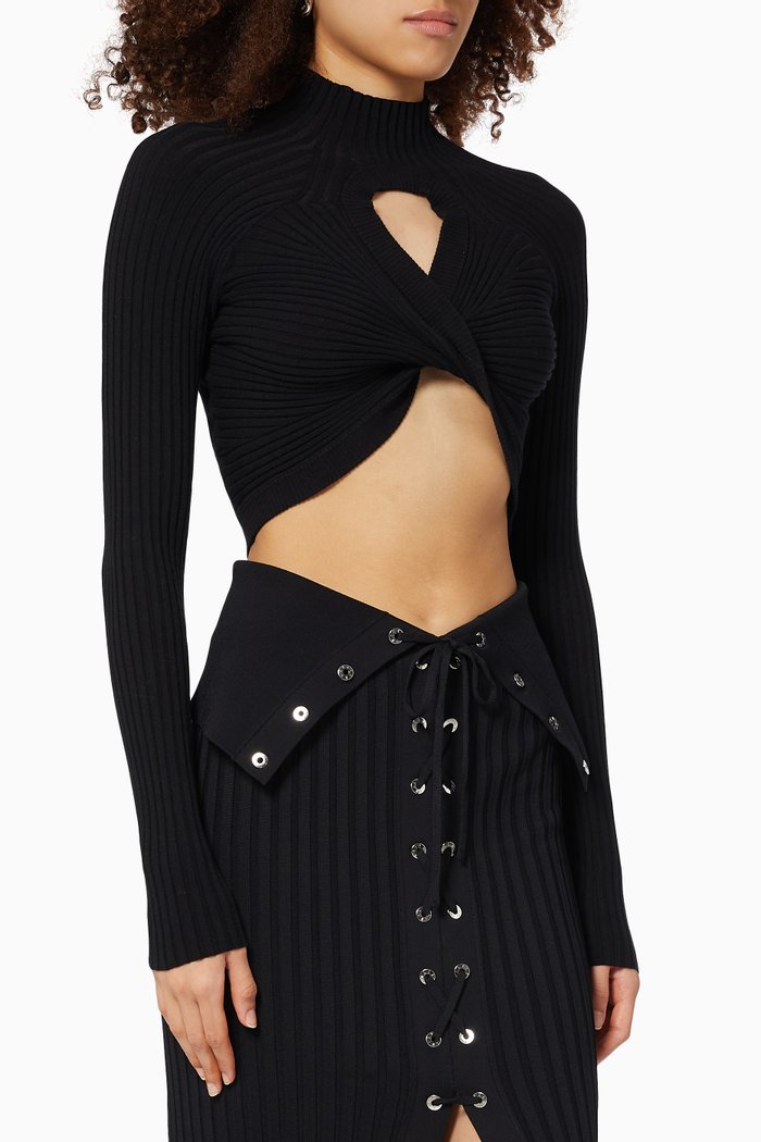 

Figure 8 Reversible Top, Black