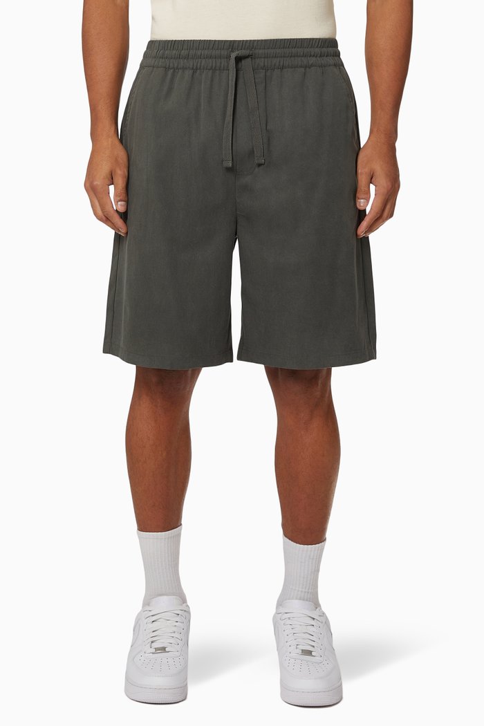 

Otto Bermuda Shorts in Tencel, Grey