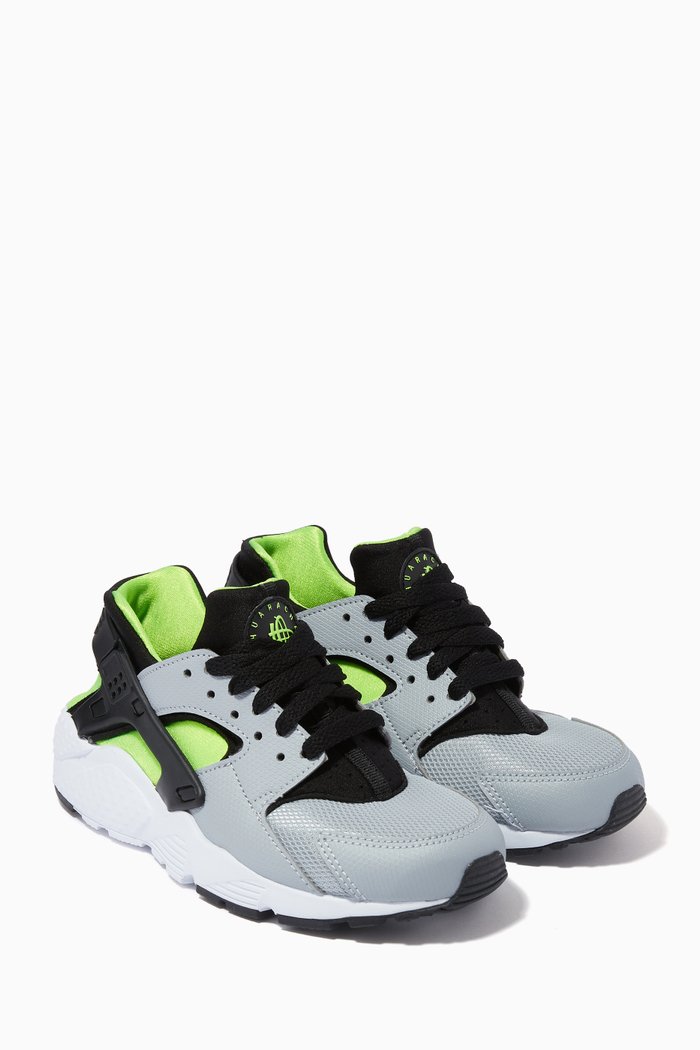 

Huarache Run Sneakers in Leather & Textile, Grey