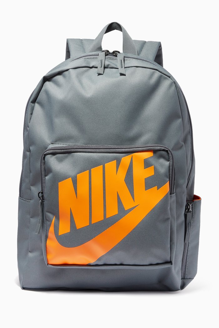 

Classic Backpack in Nylon, Grey