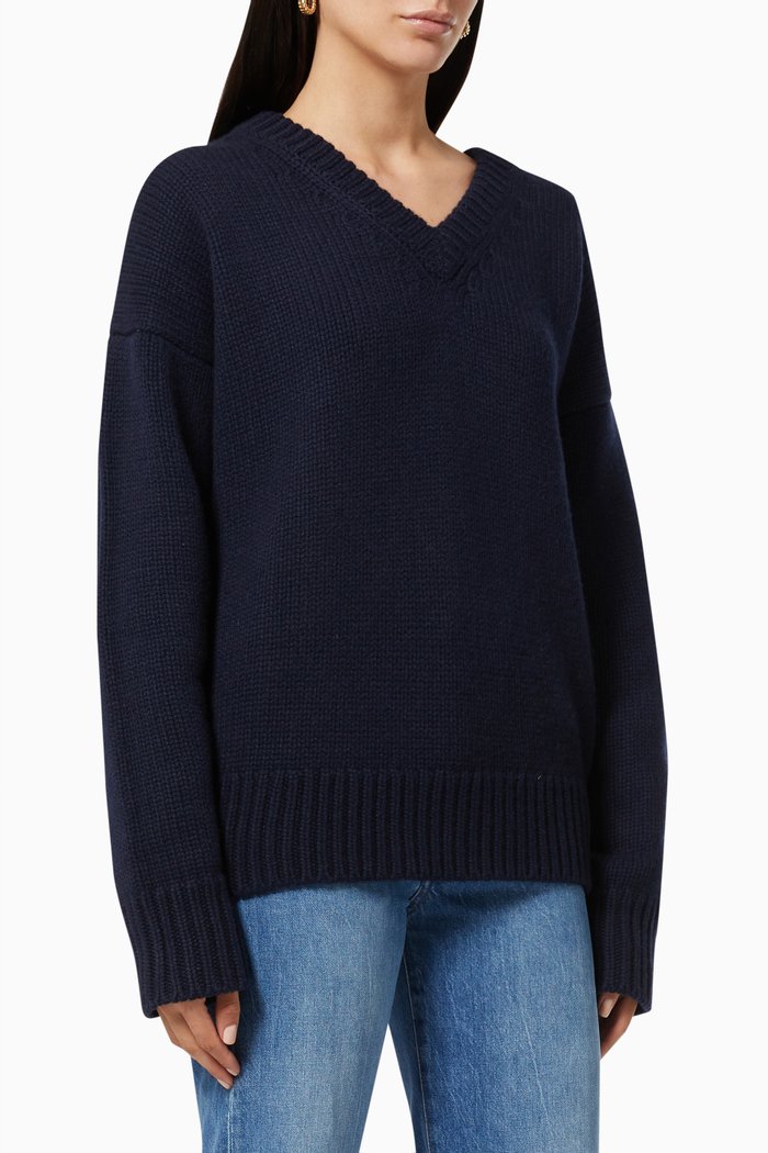 

Davion Top in Cashmere, Blue