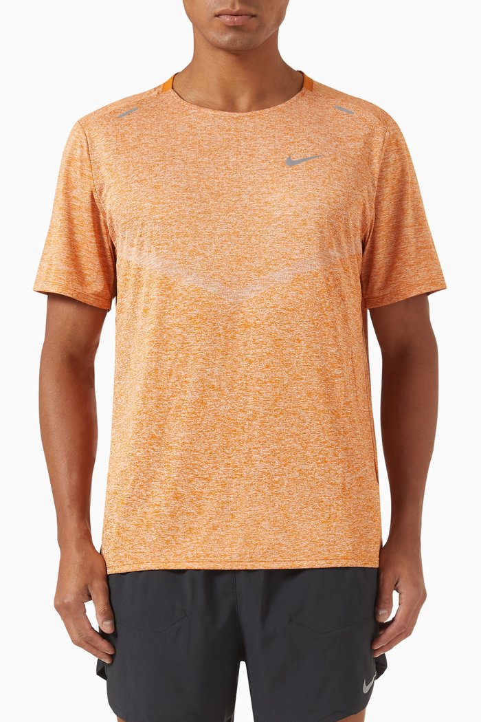 

Dri-FIT Rise 365 Running Top in Recycled Knit Fabric, Brown