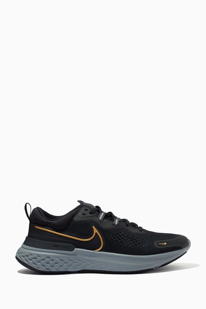 

React Miler 2 Sneakers in Textile Mesh, Black