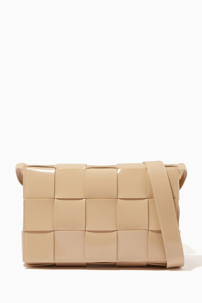 

Intrecciato Leather Cassette Bag, Neutral