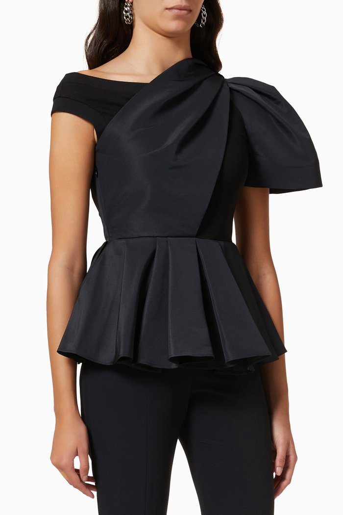 

Asymmetric Drape T-Shirt in Cotton, Black