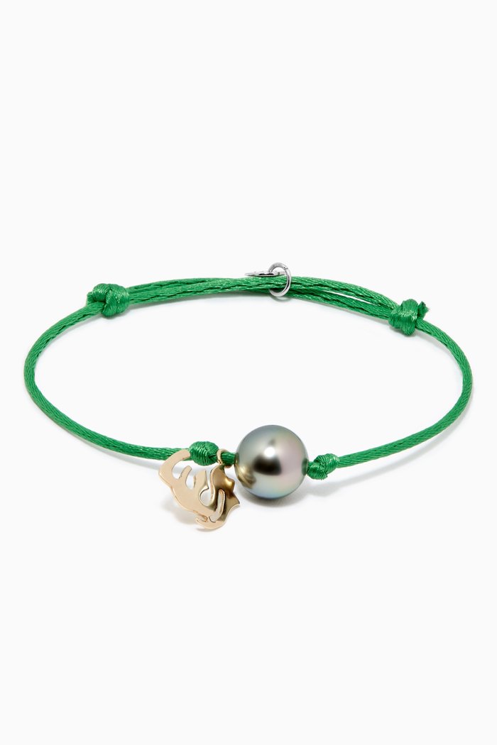 

Wan Design Pearl Bracelet with Allah Charm in 18kt Yellow Gold