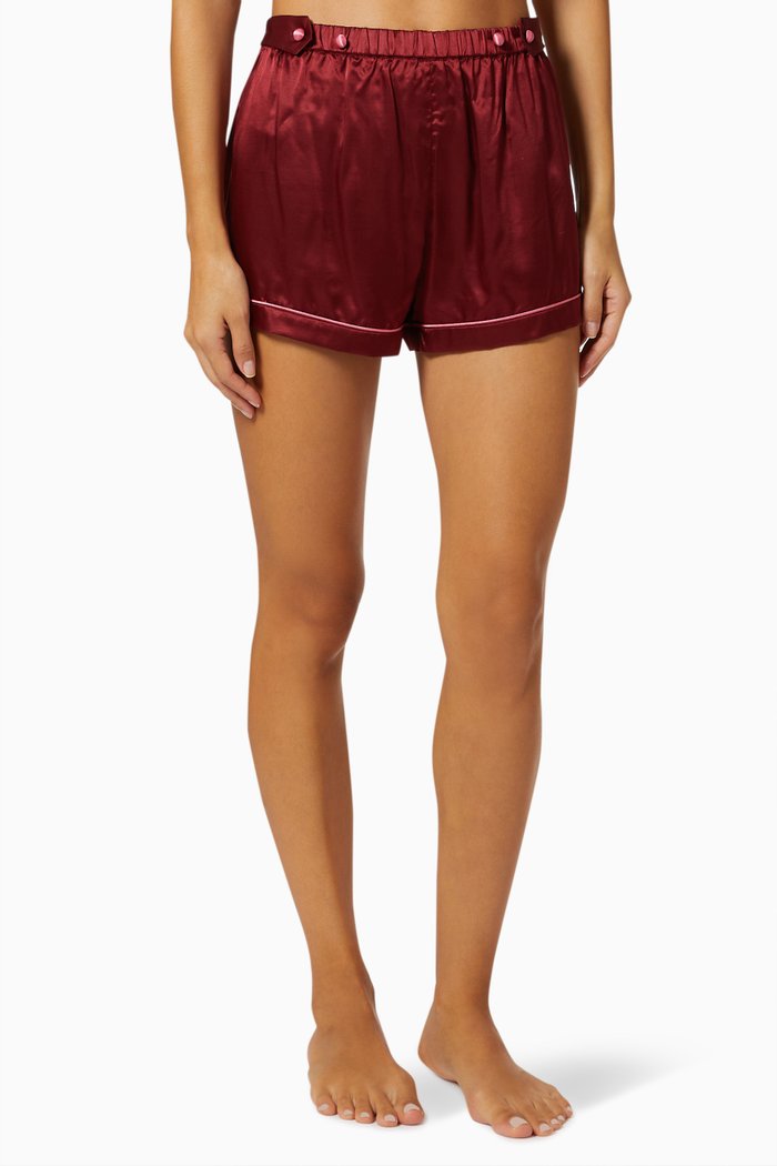

Fiona Shorts in Silk, Burgundy