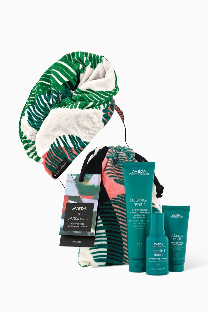 

Botanical Repair™ Strengthening Collection Set, Multicolour