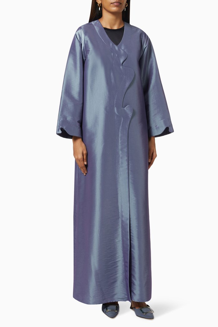 

Cloud Abaya in Metallic Taffeta