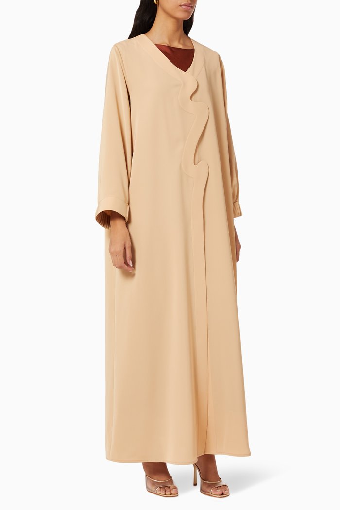 

Sporty Cloud Abaya in Crepe, Neutral
