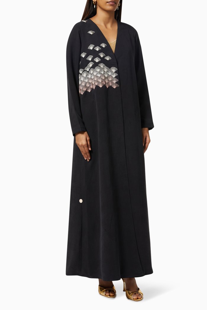 

Seashell Embroidered Abaya in Cotton, Black