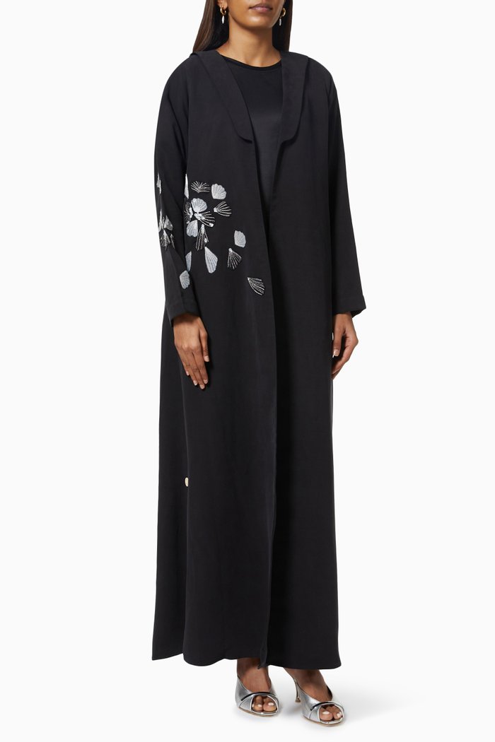 

Seashell Embroidered Abaya in Cotton, Black