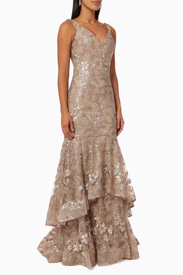 

Tiered Gown in Sequin Tulle, Neutral