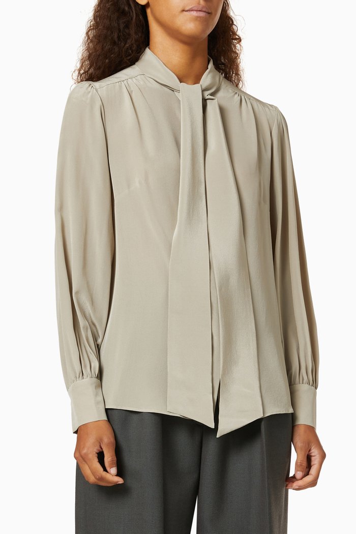

Bowtie Blouse in Crepe Silk, Neutral