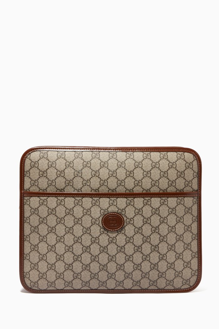 

Pouch in GG Supreme Canvas, Neutral