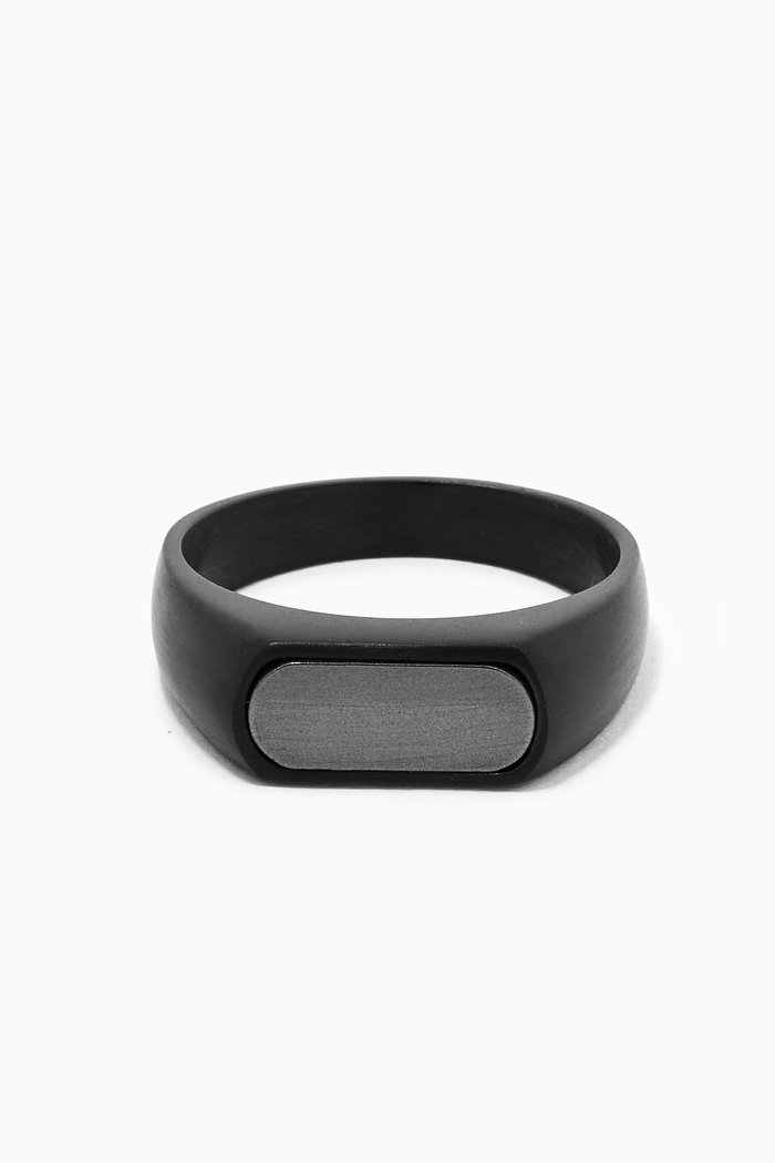 

RT Signet Ring with Hematite in Brushed IP Stainless Steel, Black