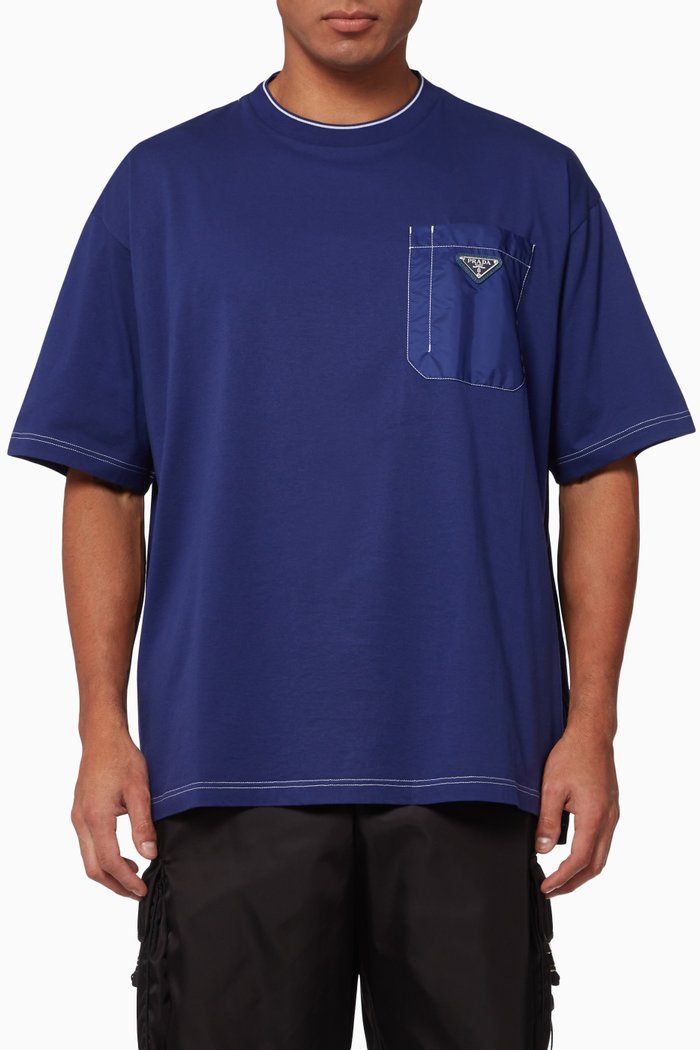 

Triangle Logo Pocket T-shirt in Cotton, Blue
