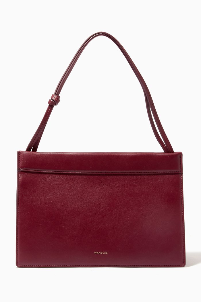 

Hannah Shoulder Bag in Calf Leather, Burgundy