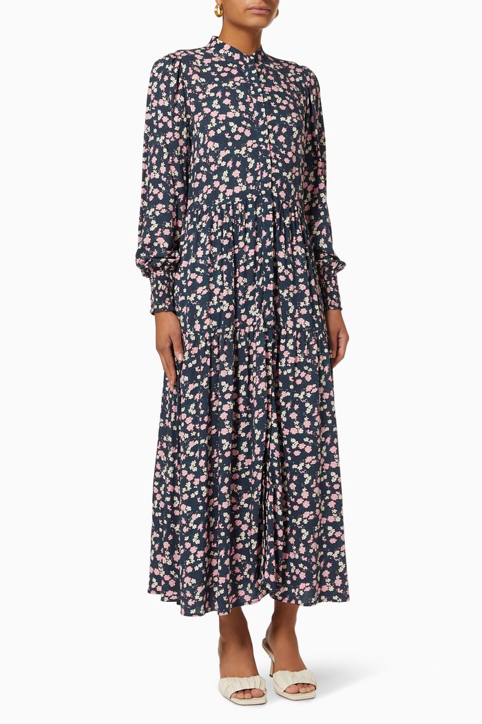 

Yasvilda Maxi Dress in Crepe, Grey