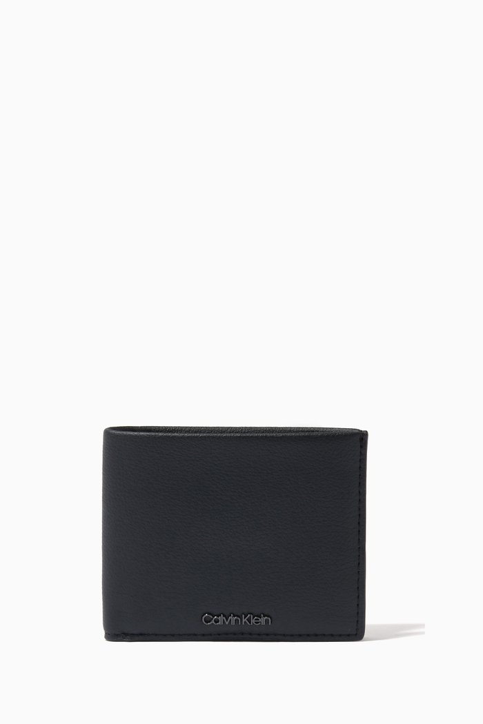 

Logo Billfold Wallet in Leather, Black