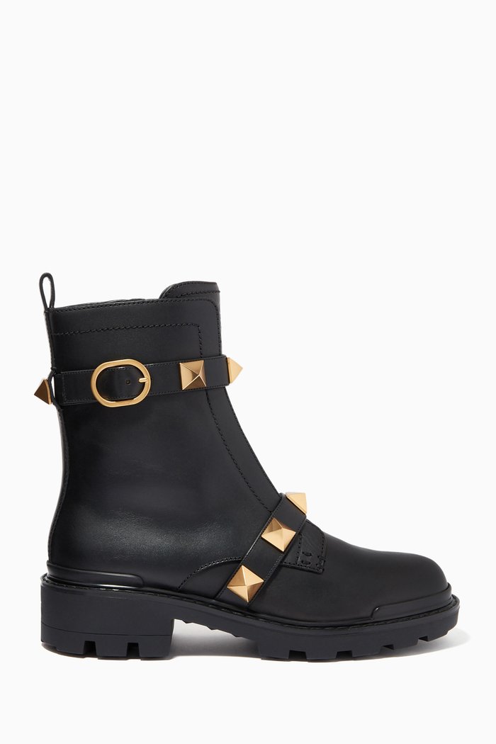 

Valentino Garavani Roman Stud Combat Boots in Calfskin, Black
