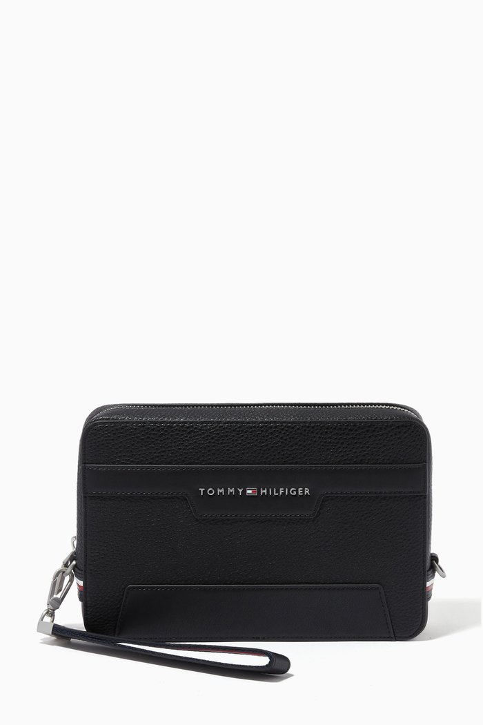 

Downtown Zip Pouch in Pebbled Vegan Leather, Black