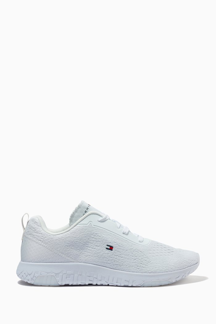

Modern Lightweight Trainers in Mesh, White