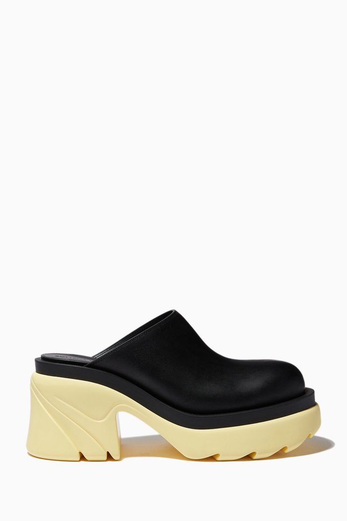 

Flash Clogs in Leather, Black