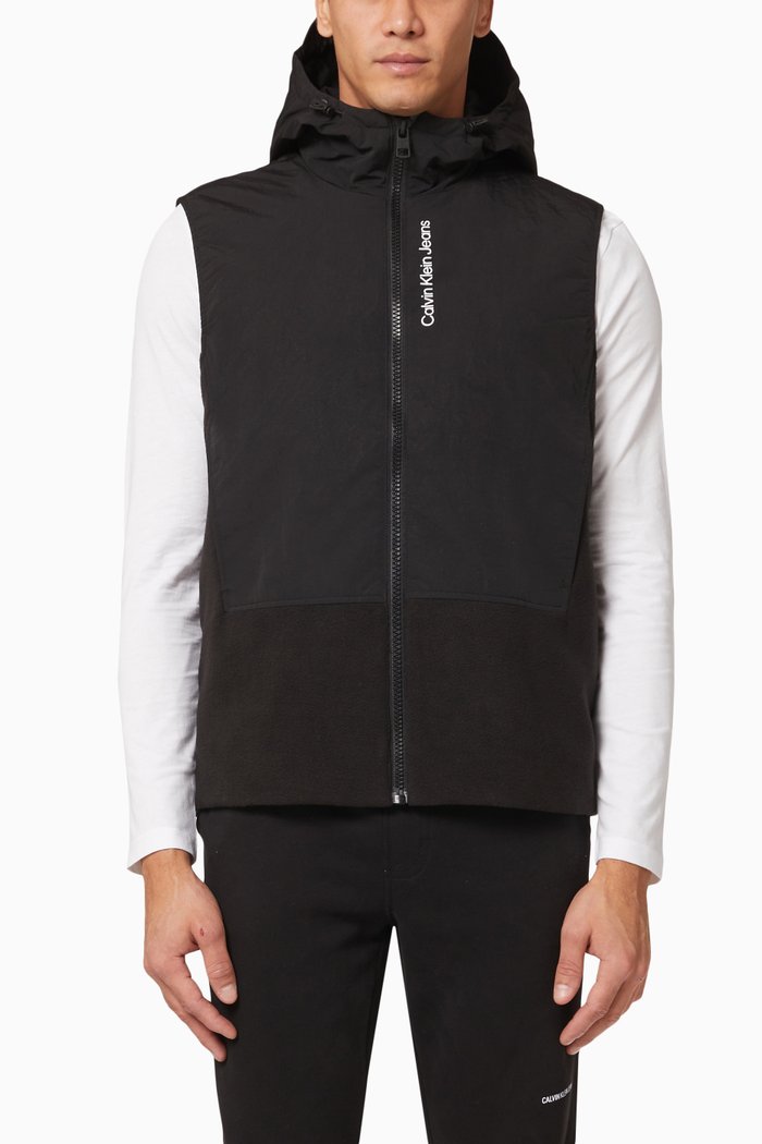 

Hooded Gilet in Recycled Nylon, Black