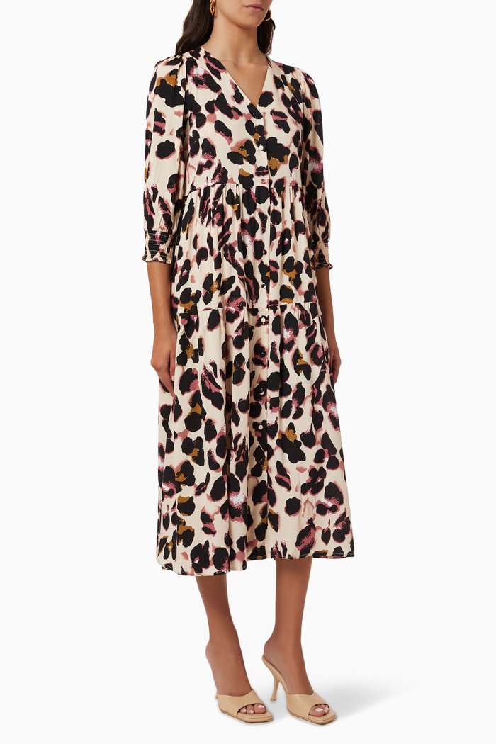 

Yasalira Midi Dress in EcoVero Viscose, Pink