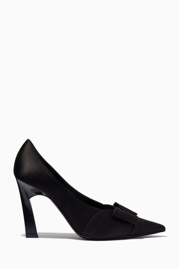 

Bow Court Pumps in Satin, Black