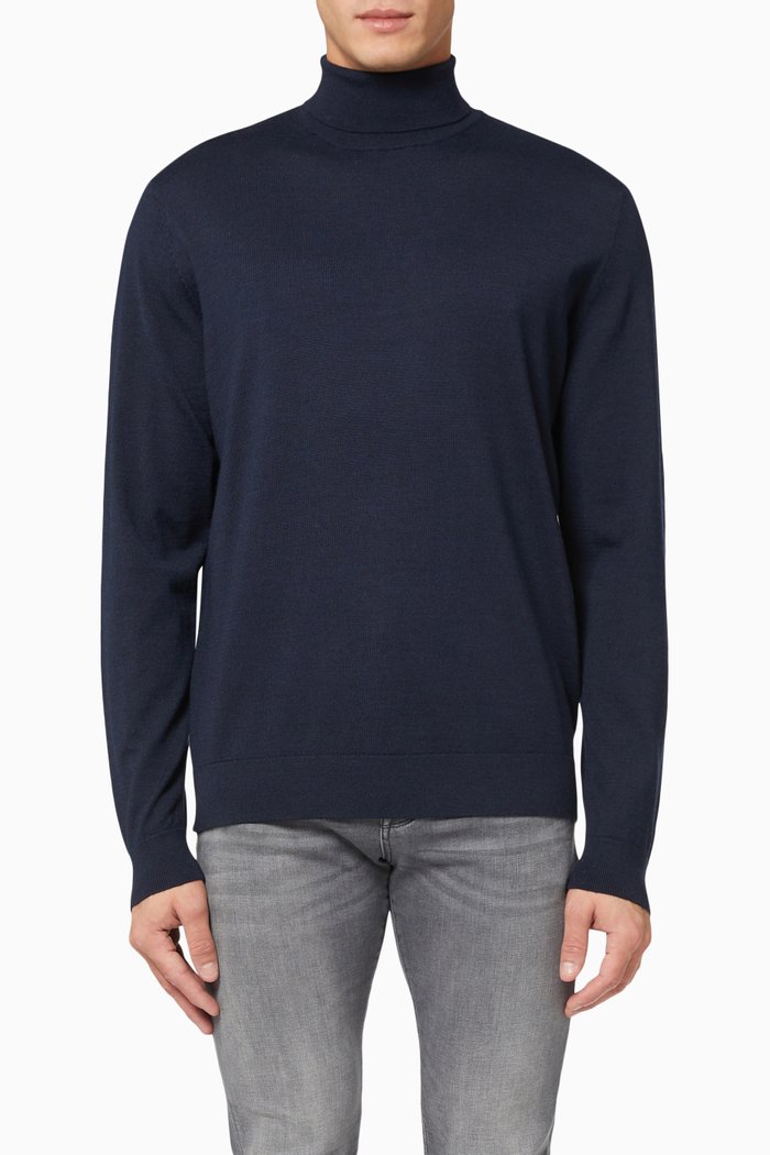 

Turtle Neck Pullover in Wool-blend Knit, Blue