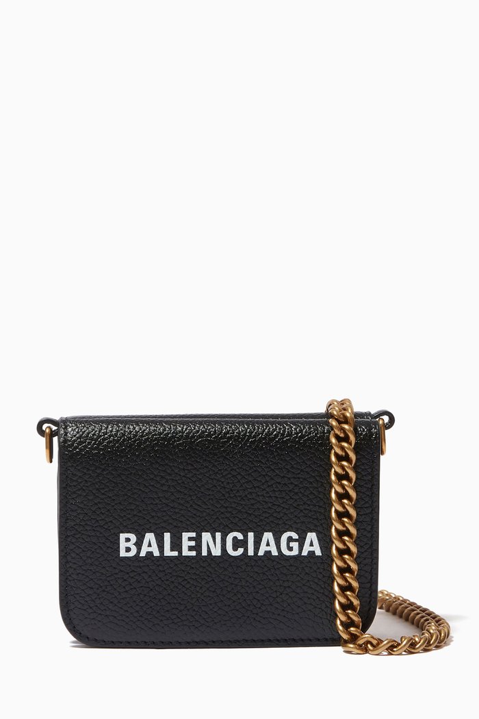 

Cash Mini Wallet on Chain in Calfskin, Black