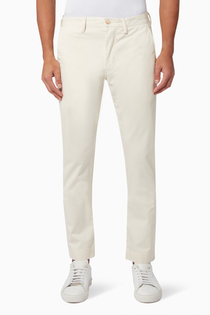 

Straight Fit Bedford Shorts in Stretch Twill, Neutral
