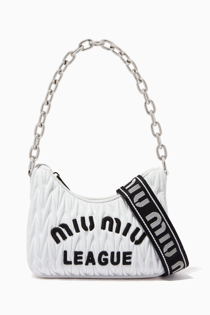 

Shoulder Bag in Quilted Matelassé Ciré, White